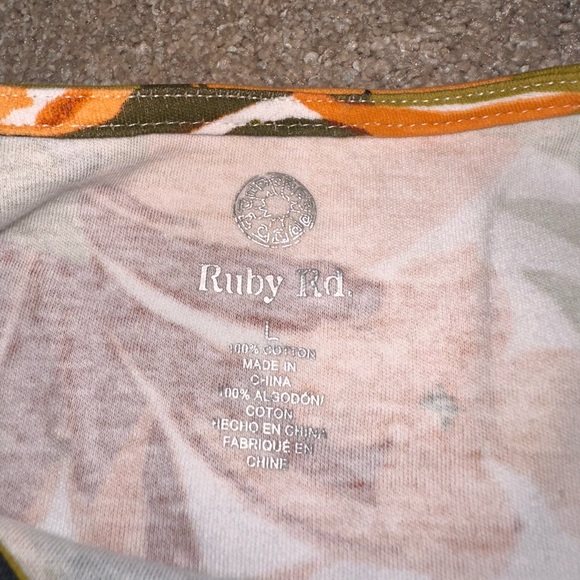 Ruby Rd. Multicolor Floral Top. Size L - Picture 4 of 12